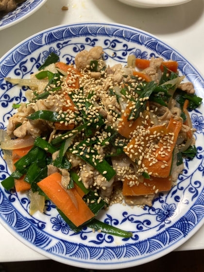 白菜ともやし豚肉の中華風野菜炒め