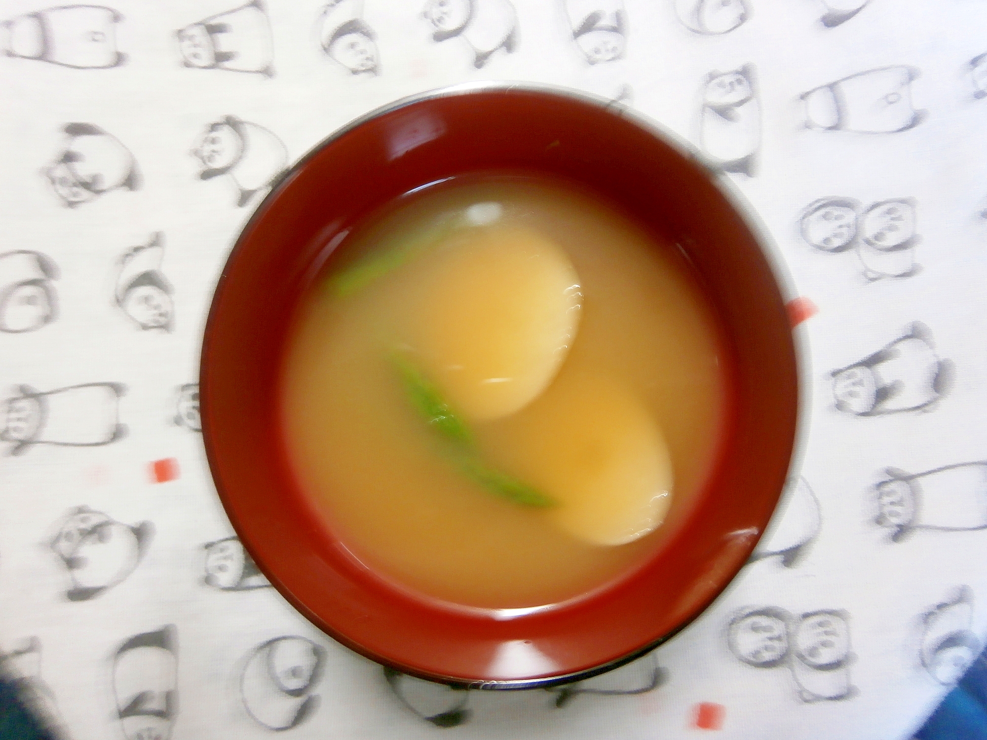 じゃがいも・アスパラの味噌汁