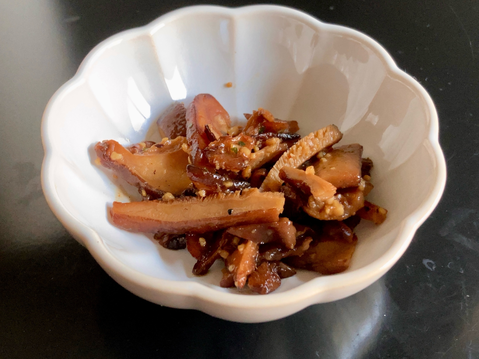 干し椎茸のニンニクバターソテー