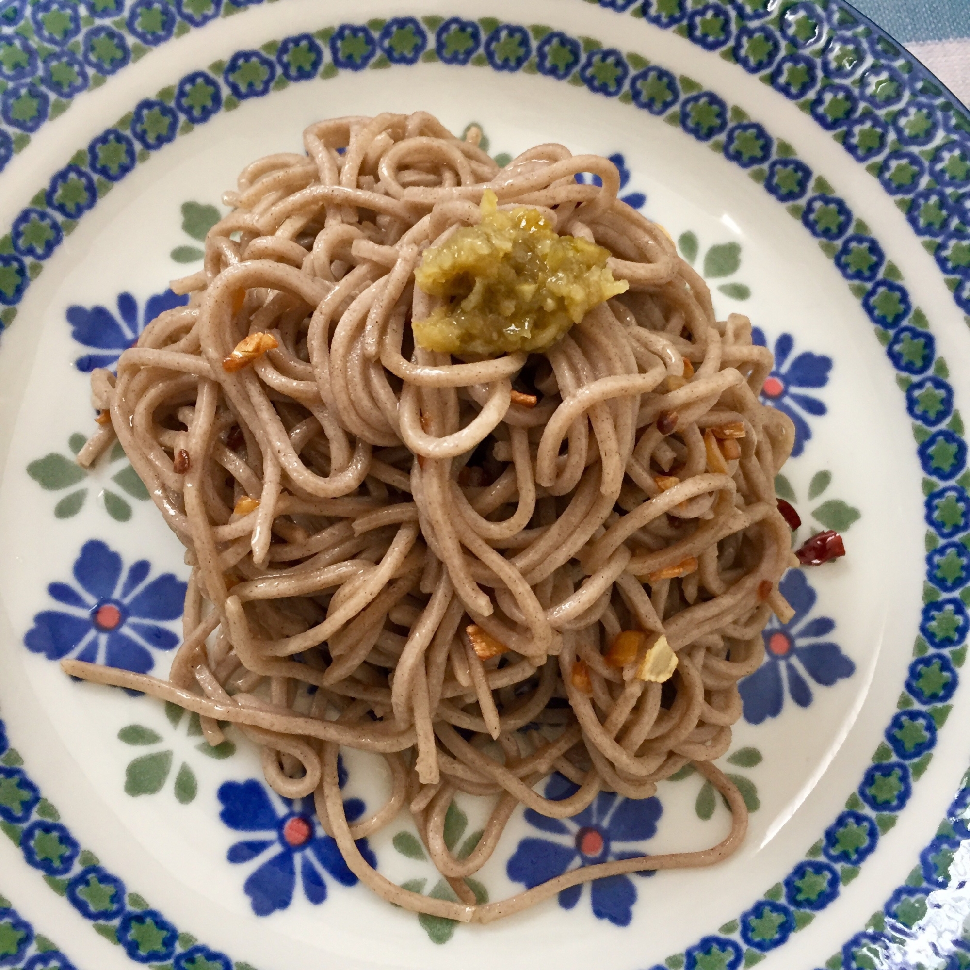 お蕎麦で柚子胡椒ペペロンチーノ！