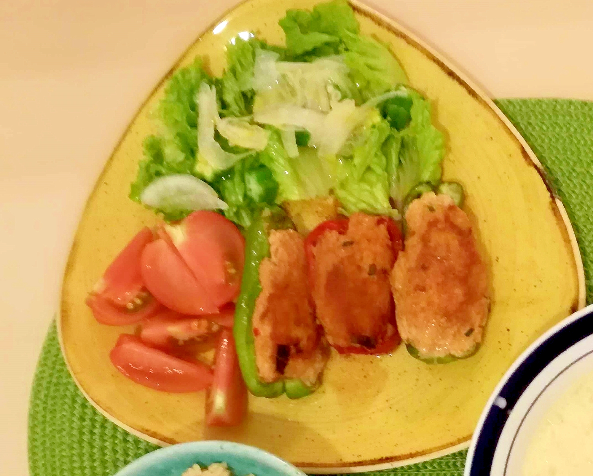 鶏むねミンチでヘルシー！和風！ピーマン肉詰め