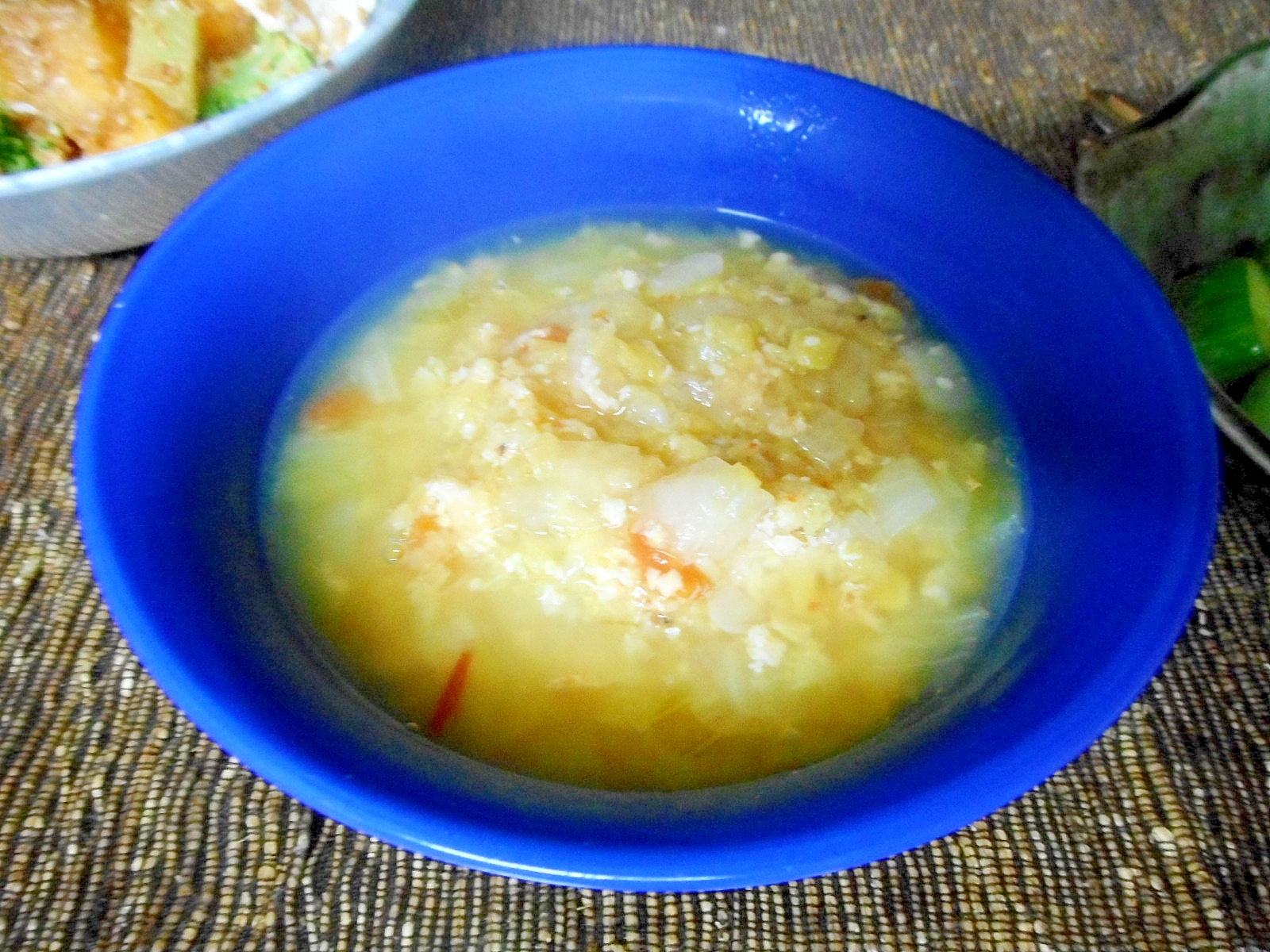 圧力鍋でレンズ豆とひき肉、玉ねぎのスープ
