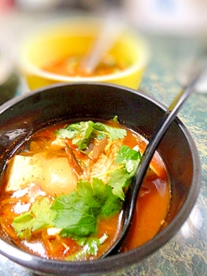 豆腐とキムチの韓国風スープ