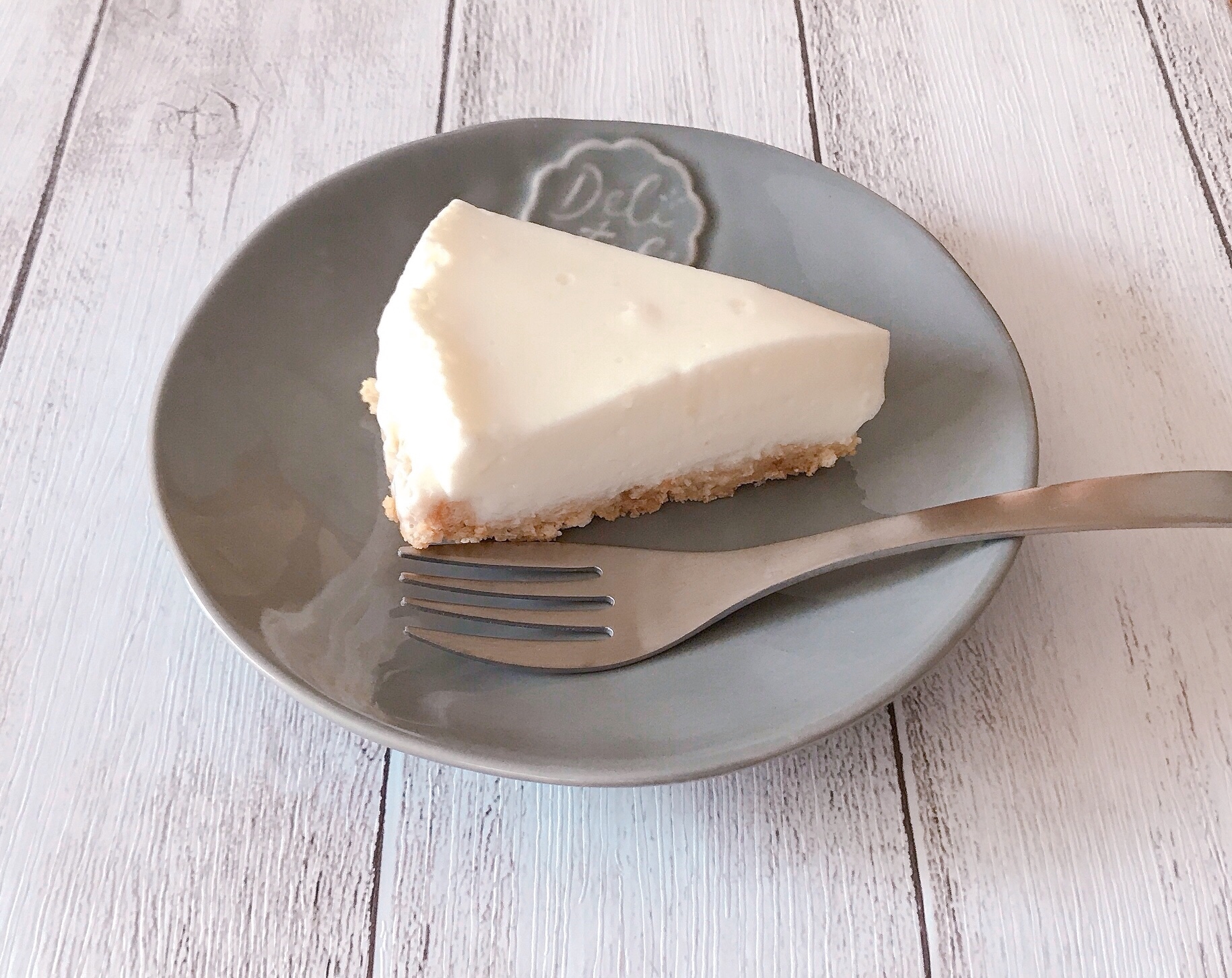 ヨーグルトでレアチーズケーキ風