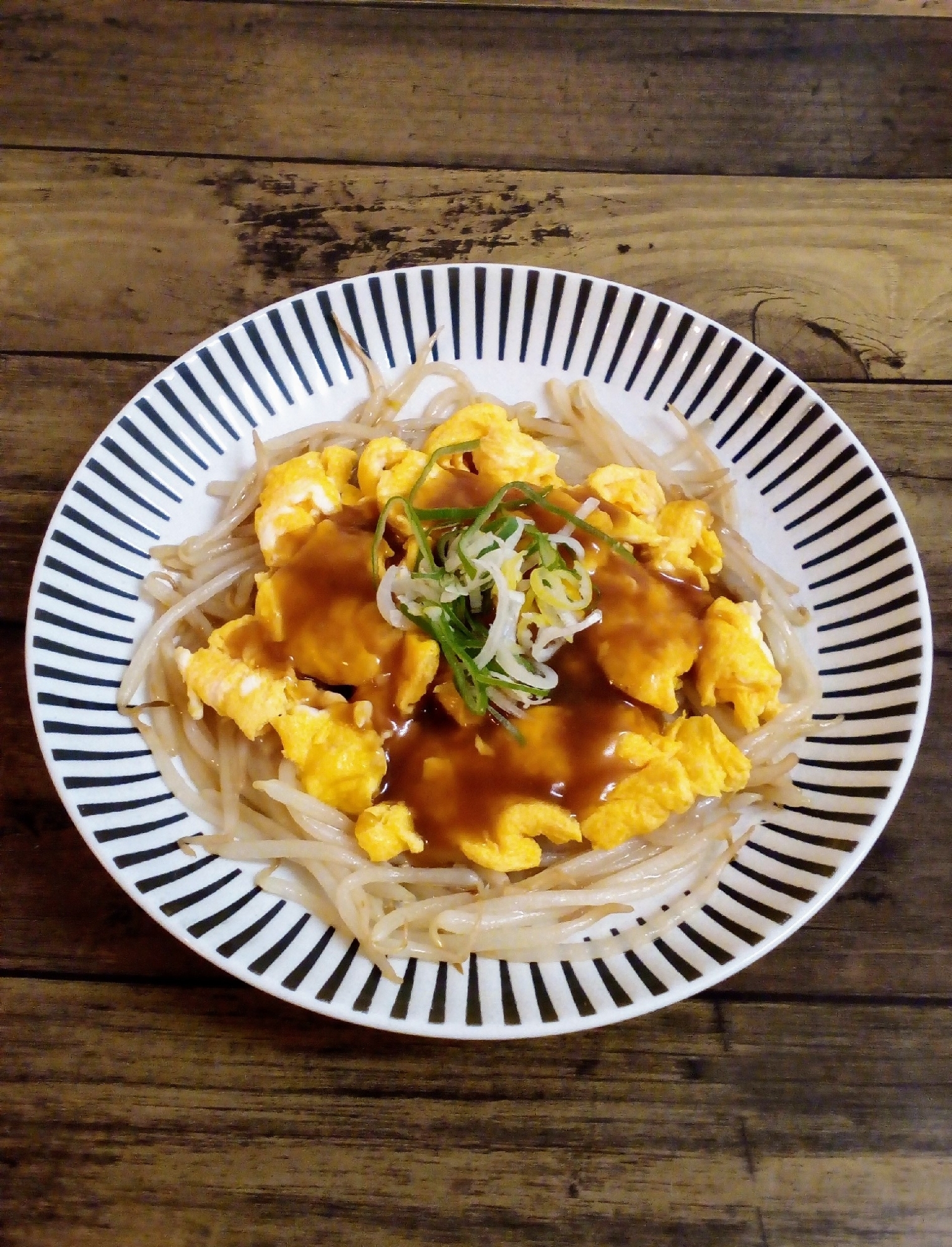 節約食材で絶品中華♡卵ともやしのオイスターソース餡