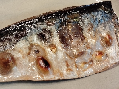 ごま油で鯖の塩焼き