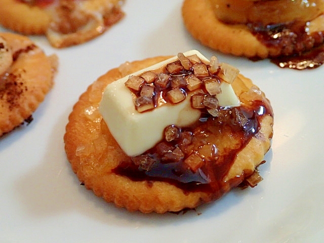 パインアップルジャムとホワイトチョコの焼きリッツ