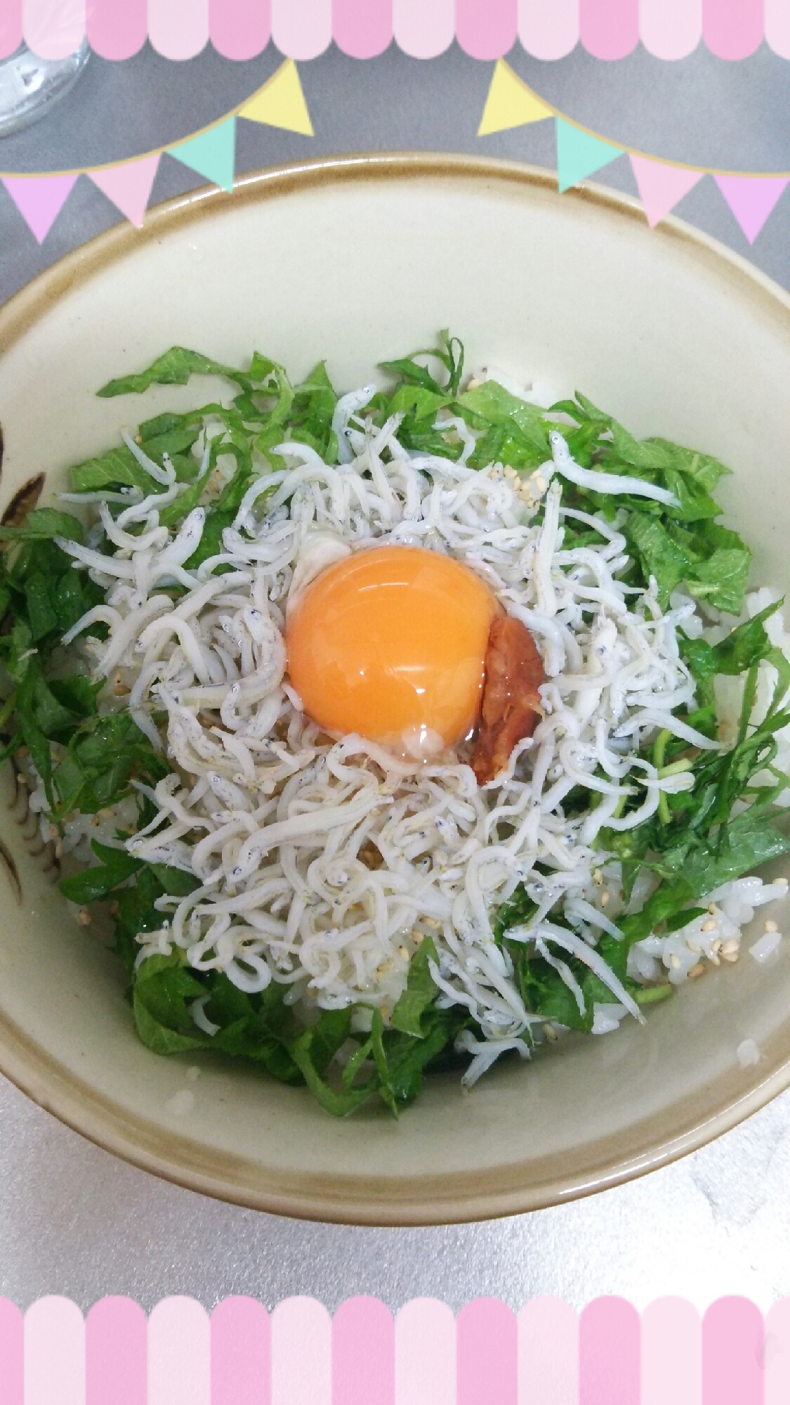 ごま油香るちりめんじゃこ丼