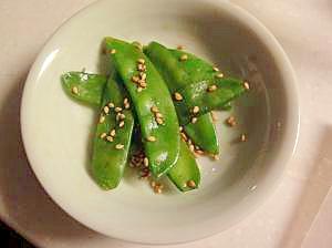 お弁当に 彩りキレイ さやえんどうのゴマ和え レシピ 作り方 By ぱぱんぱんぱん 楽天レシピ