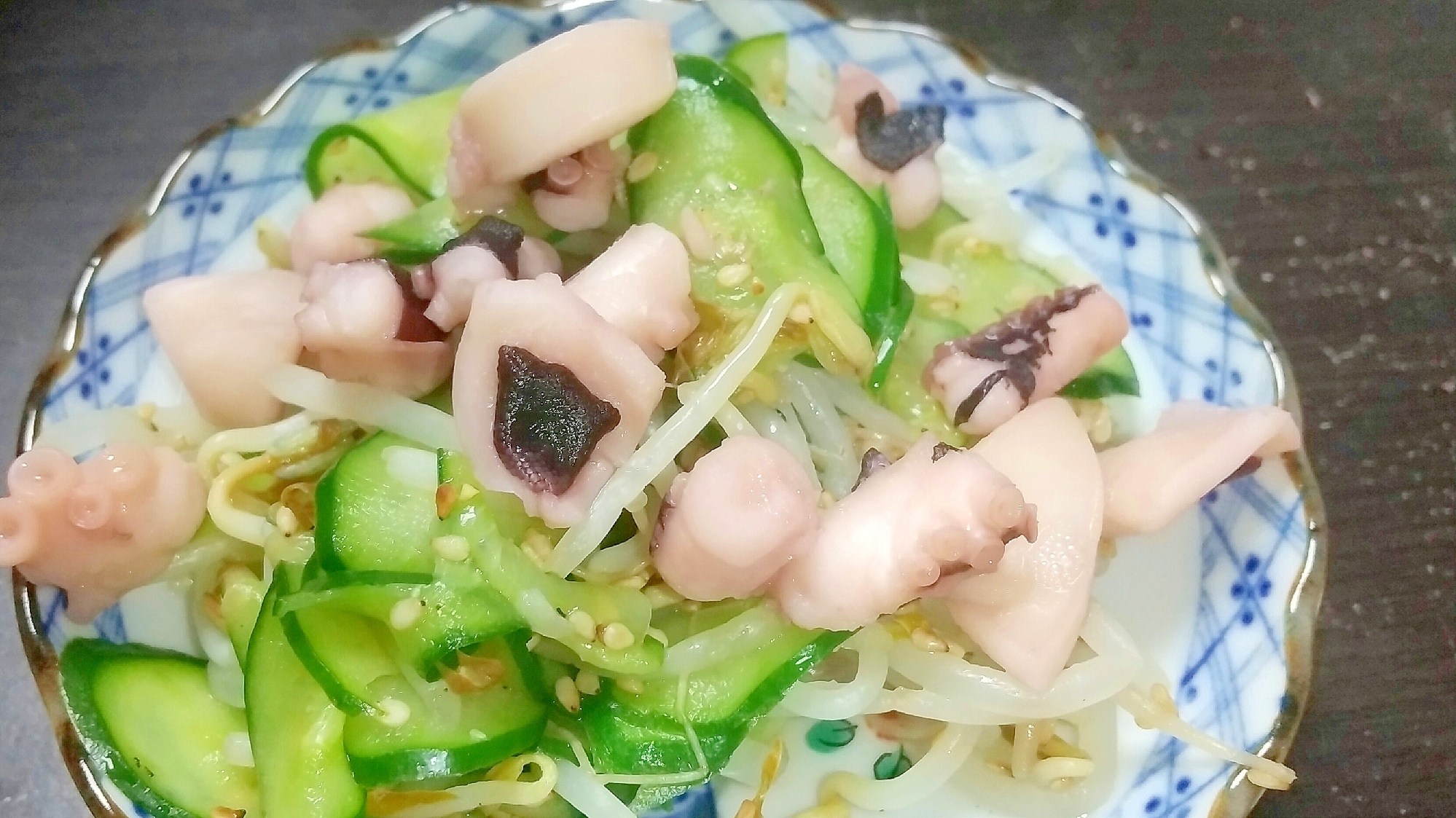モヤシとタコの中華風サラダ