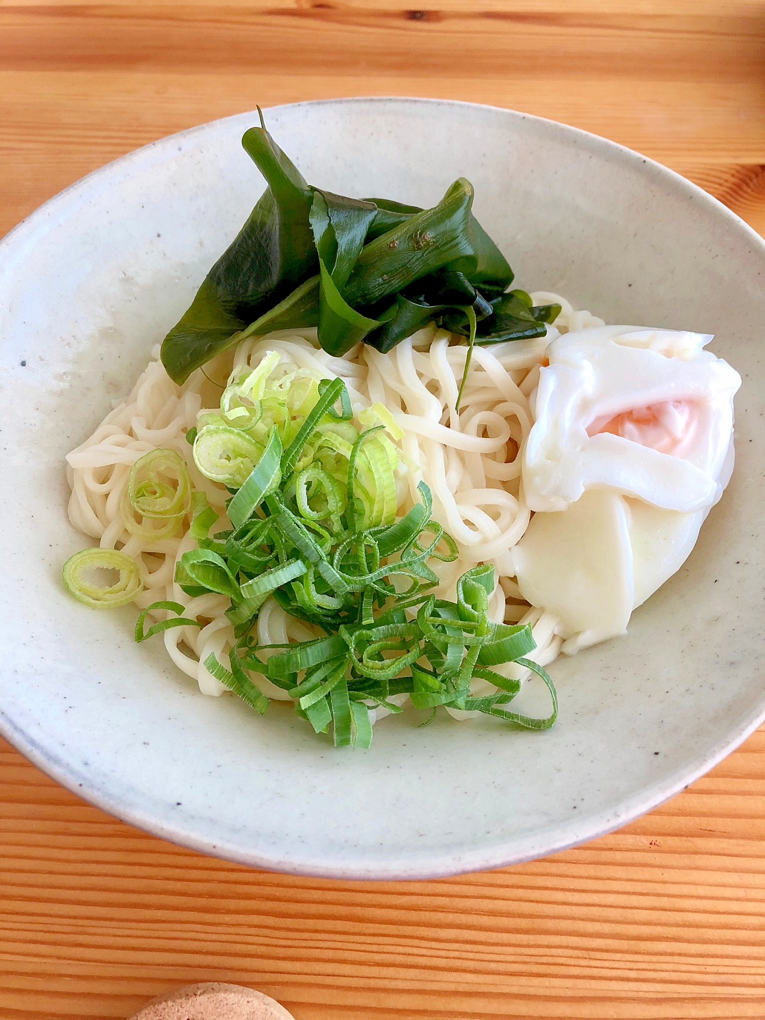 簡単お昼ご飯☆わかめ卵ぶっかけ饂飩