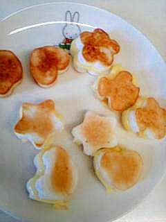 お弁当に おつまみに はんぺんのチーズ挟み レシピ 作り方 By まゆわんた 楽天レシピ お弁当に おつまみに はんぺんのチーズ挟み レシピ 作り方 By まゆわんた 楽天レシピ