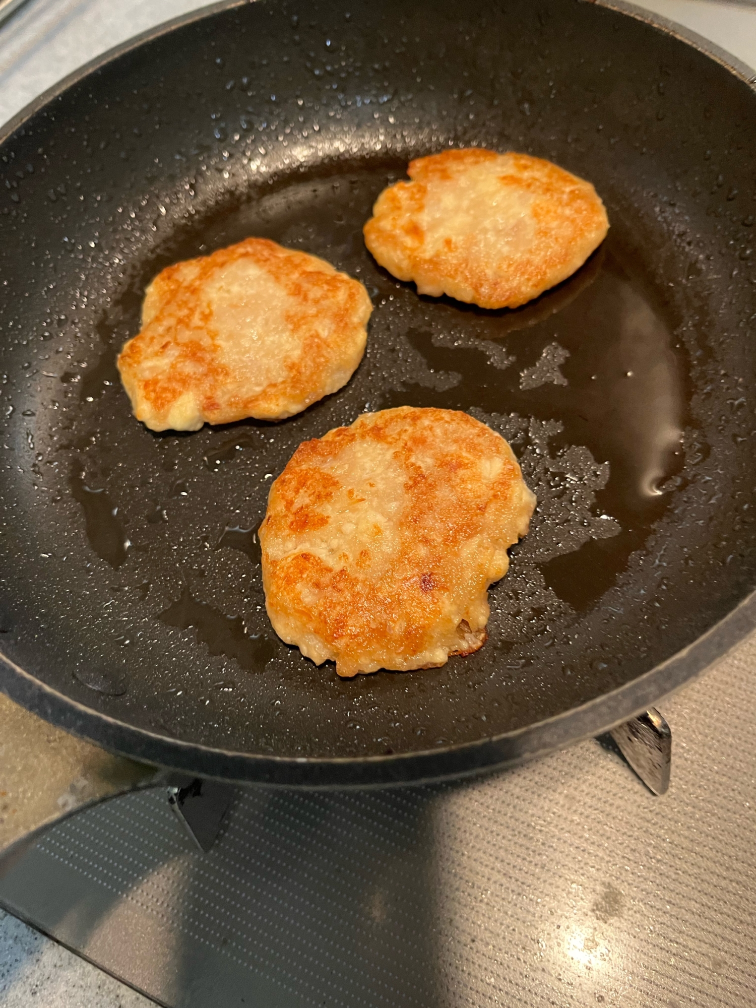 豆腐とツナのハンバーグ