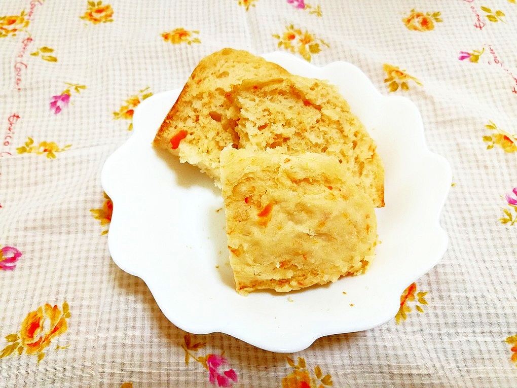 キャロット風味♪薄力粉で作るHB御飯パン