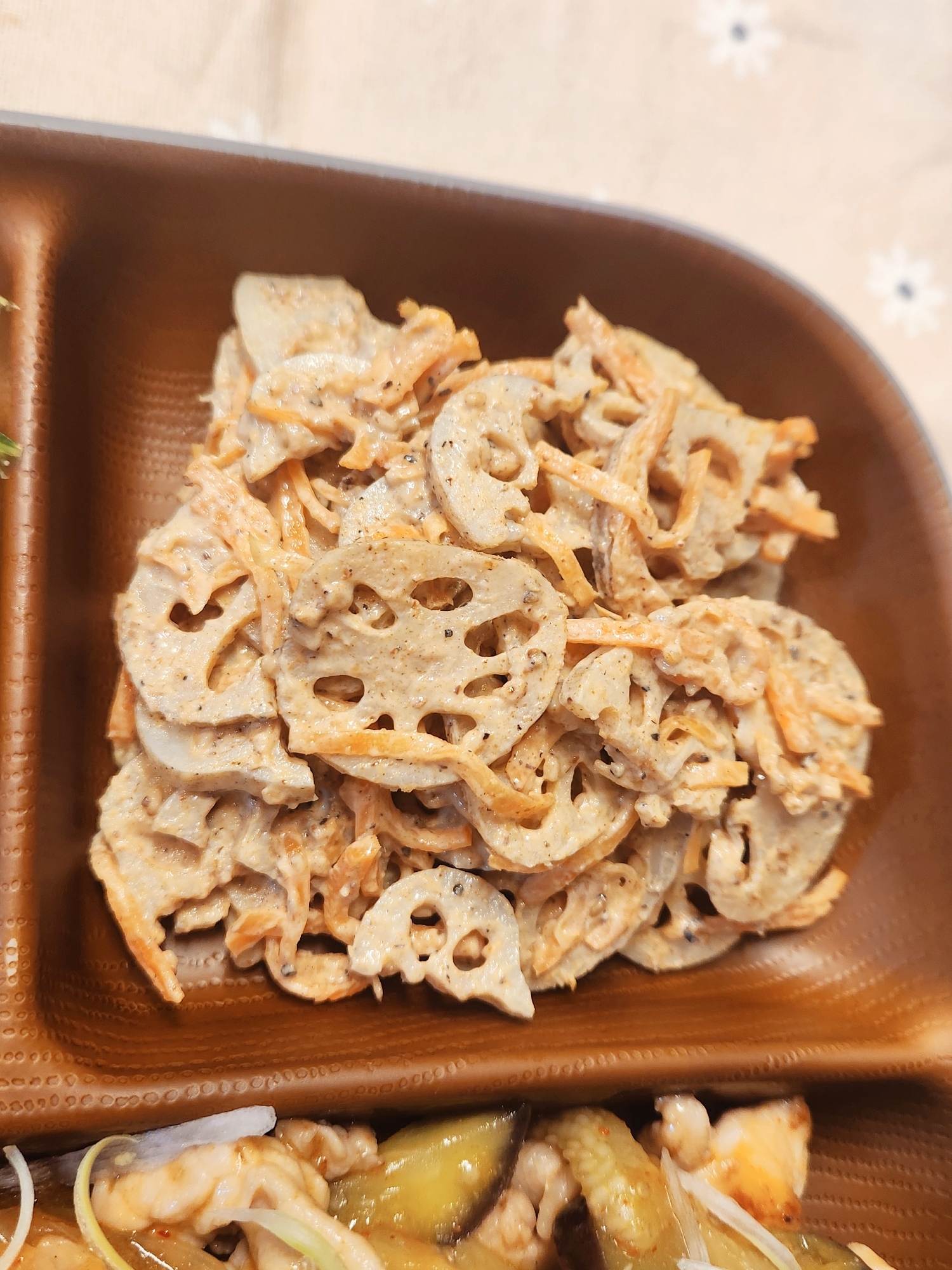 【おつまみ】削り節香る れんこんサラダ