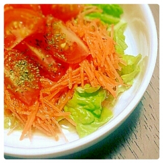 椿油　de 野菜サラダ♪