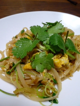 干しえびたっぷり タイ風焼きそば パッタイ