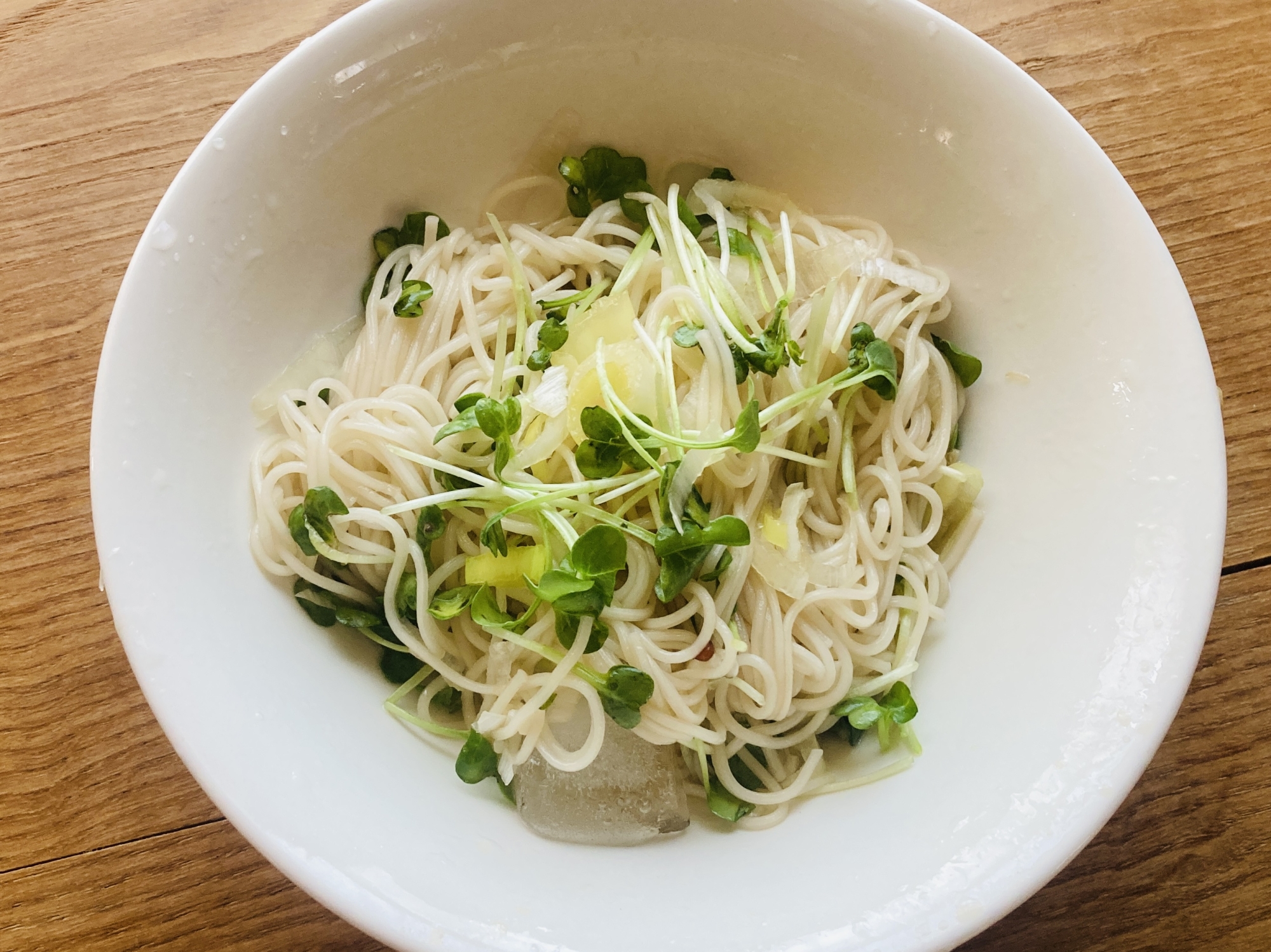 かいわれそうめん