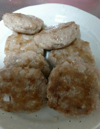 うまく焼けました♪お肉をあまり食べない娘もこれならふわふわで食べてくれそうです☆ありがとうございました！