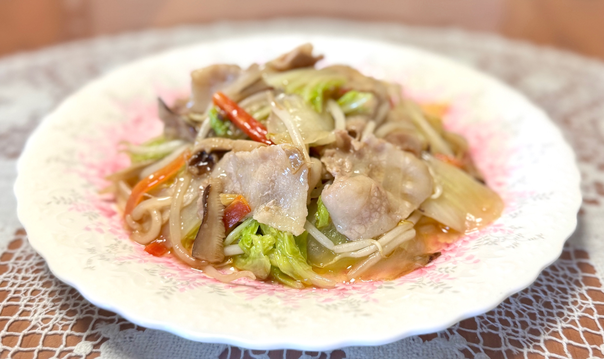 ご飯がすすむ〜❗️白菜と豚バラ肉ともやしの☆うま煮