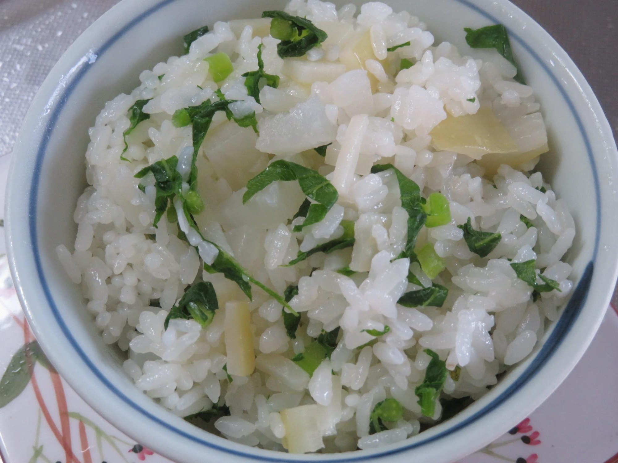 大根「食べきり」皮と葉を使って彩り大根飯