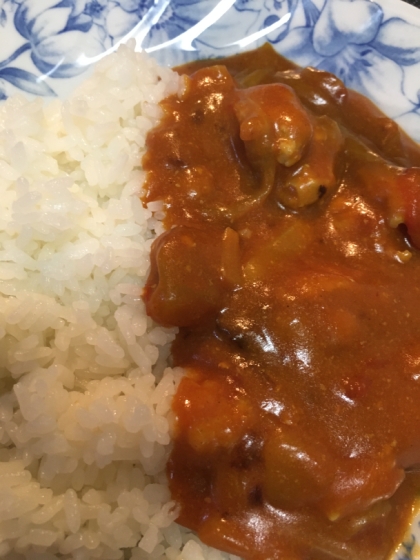 簡単で、美味しいチキンカレーが出来ました。また作りたいです。