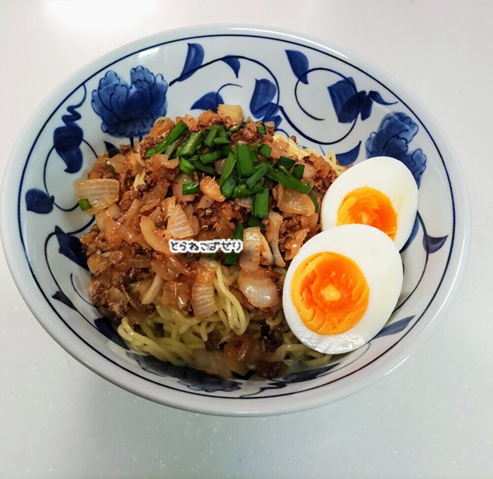 汁なし担々麺風