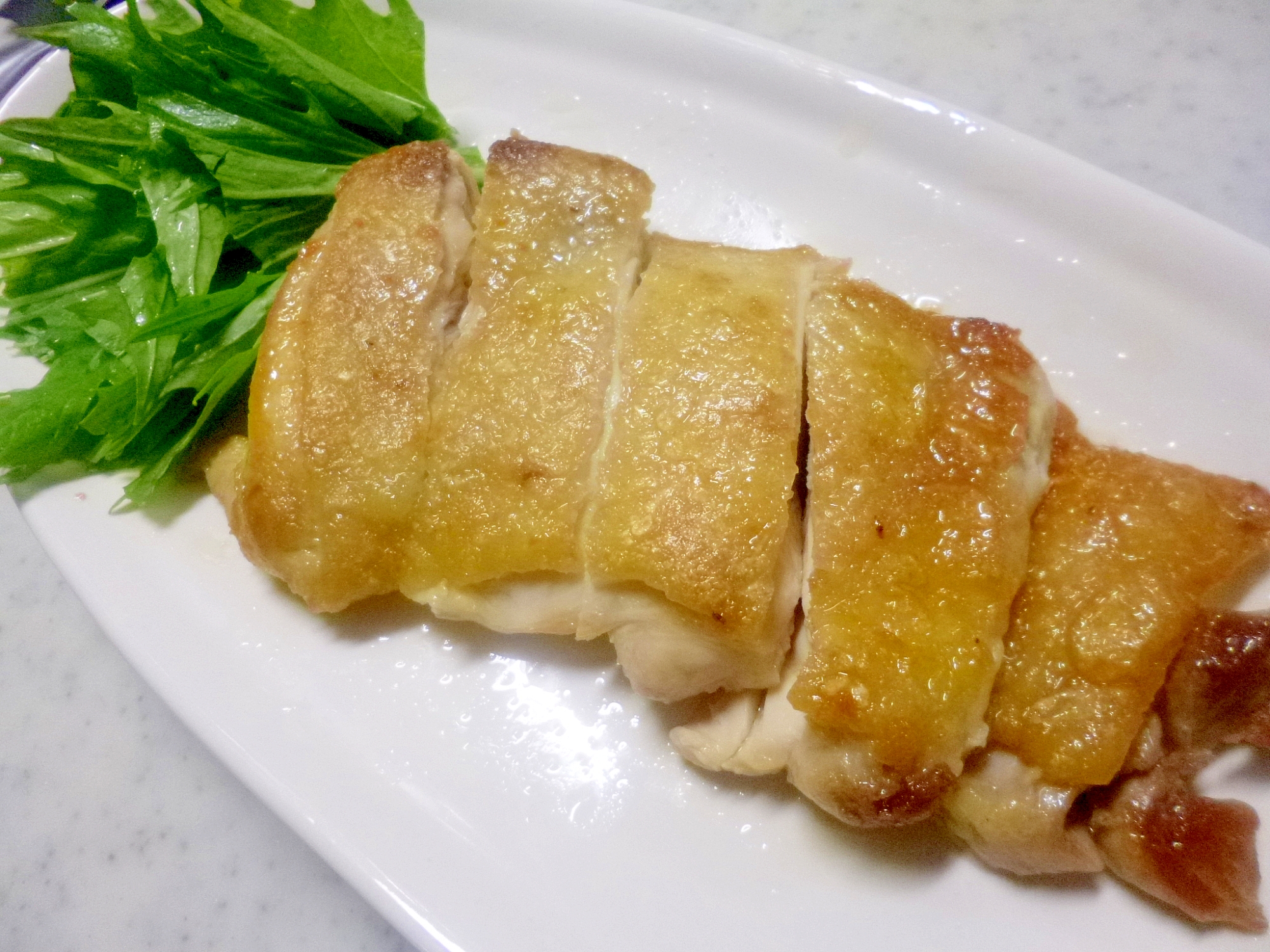 シンプル イズ ベスト！とりもも肉のパリパリ焼き