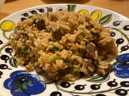 お肉が余ったら、にんにくたっぷりカルビチャーハン