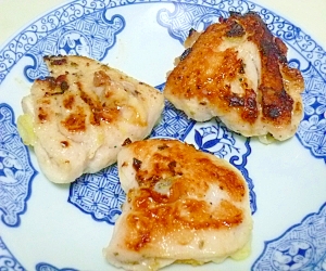 2種　鶏のささみのチーズと梅干はさみ焼き
