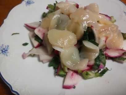 ホタテと赤かぶで作りました。とってもおいしかったです。