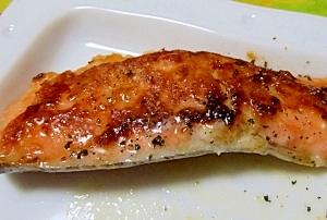 塩麹で✿鮭のバターソテー