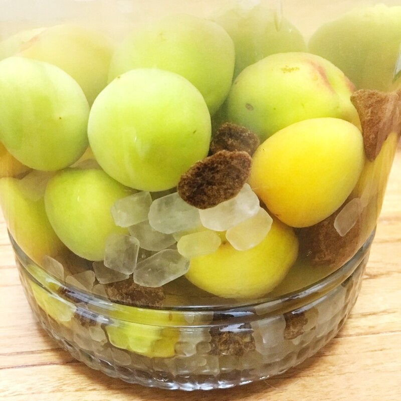 沖縄の黒糖で黒糖梅酒 レシピ 作り方 By ネルソン マンデラ 楽天レシピ