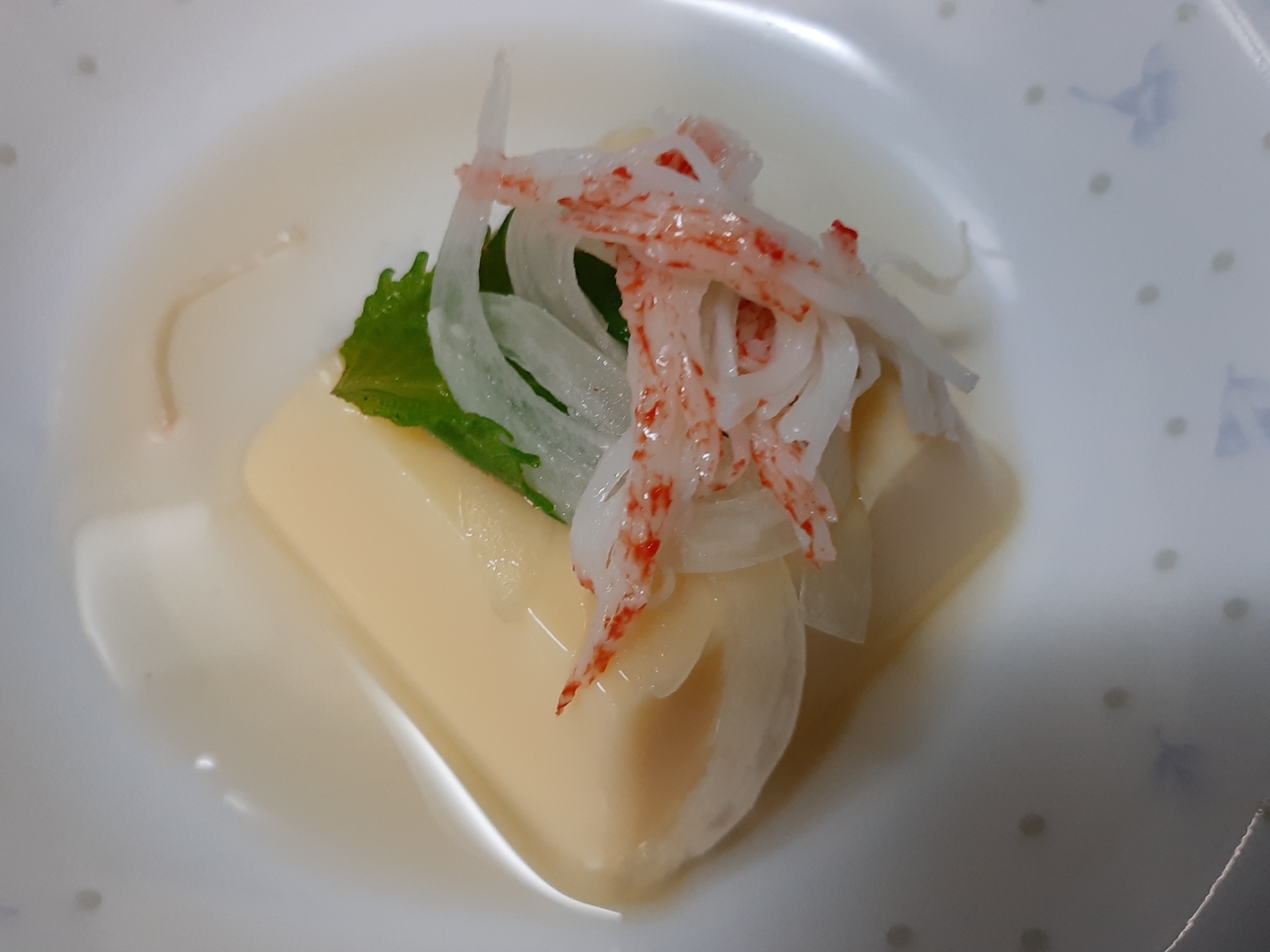 卵豆腐アレンジ 大葉新玉カニカマのせて レシピ 作り方 By あやなおちゃん 楽天レシピ 卵豆腐アレンジ 大葉新玉カニカマのせて レシピ 作り方 By あやなおちゃん 楽天レシピ