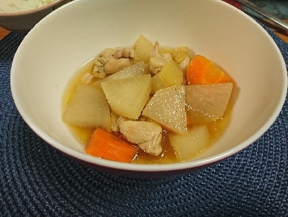 ほっこり♡鶏肉と大根と人参の甘酒煮