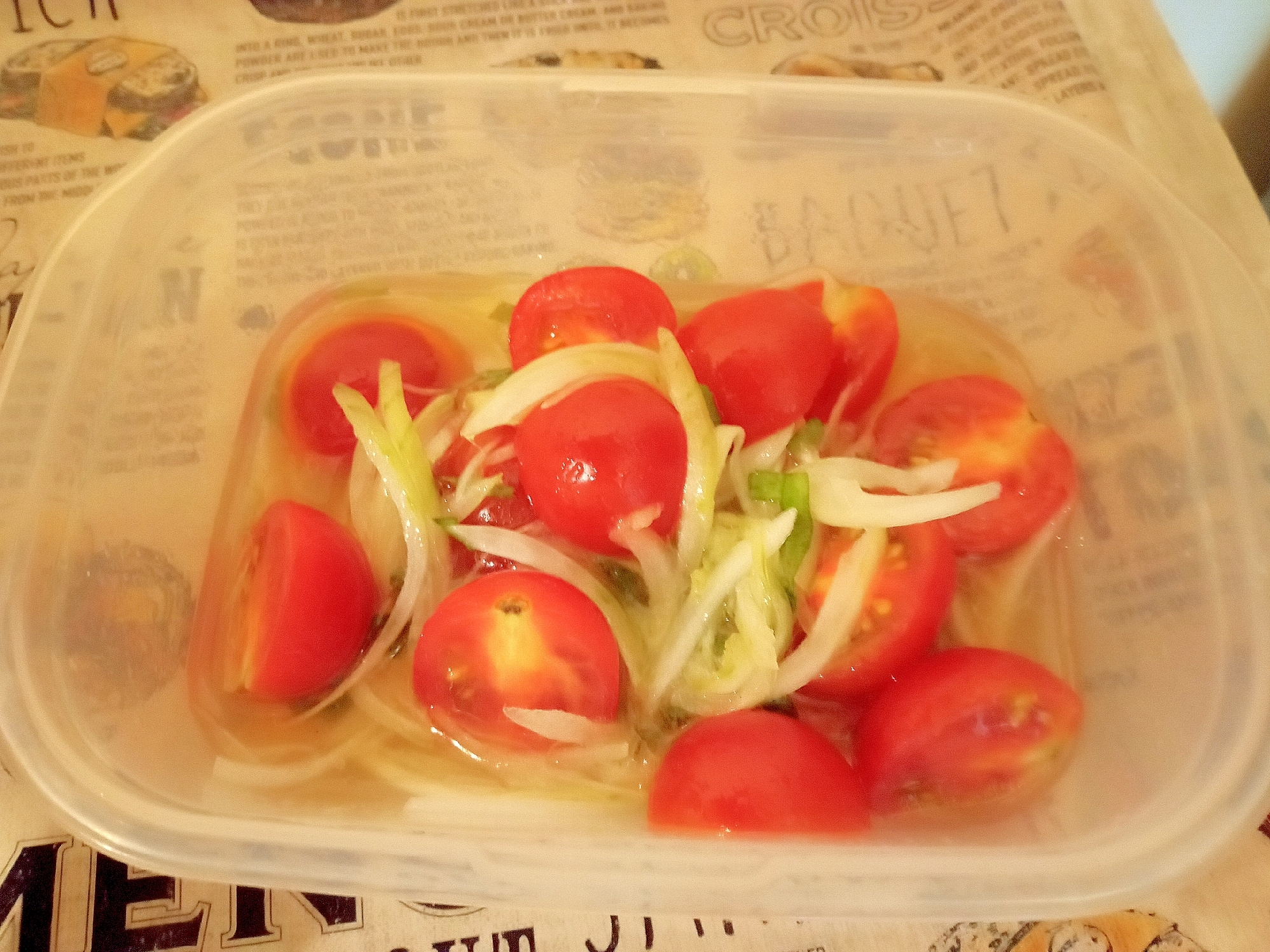 ミニトマトと玉ねぎのマリネ