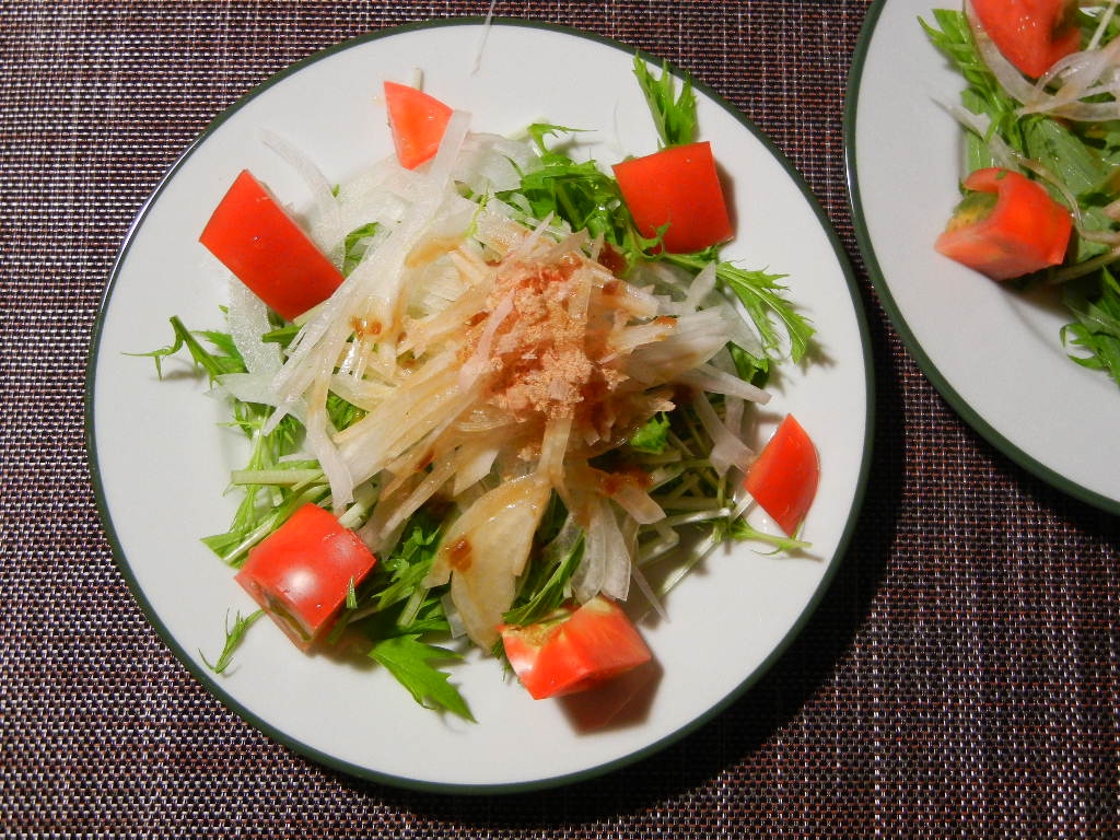 水菜と大根と玉ねぎの和風サラダ