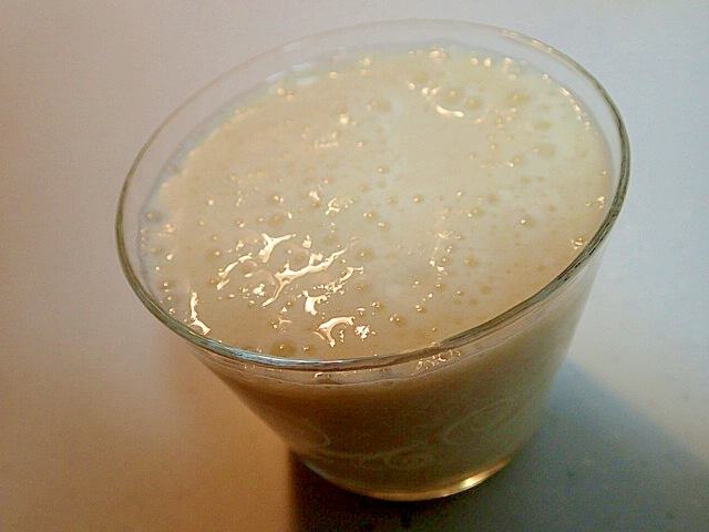 バナナと甘夏とマスカット蒟蒻ゼリーのミルクジュース