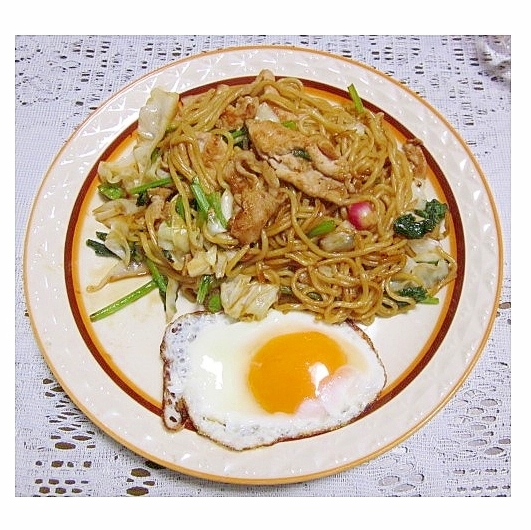 ソース焼きそば（ラディッシュ・ほうれん草etc）