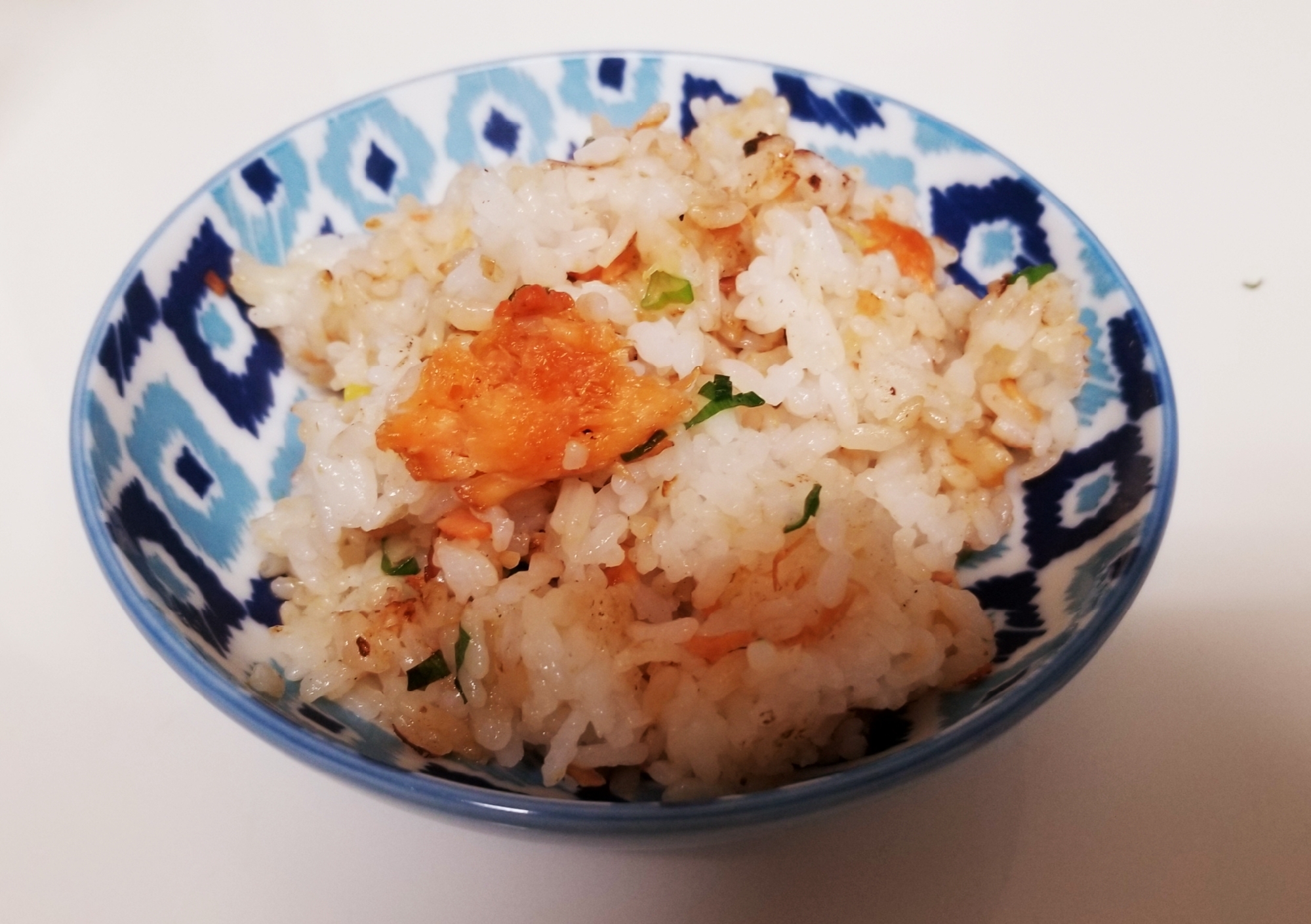 シンプル！鮭とネギの醤油チャーハン