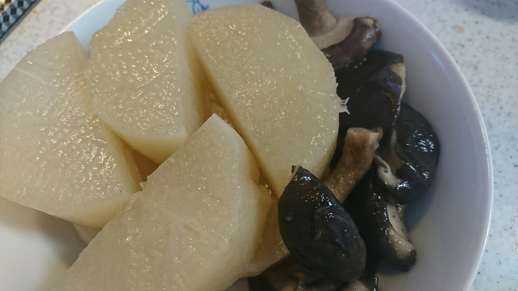 大根と椎茸の煮物