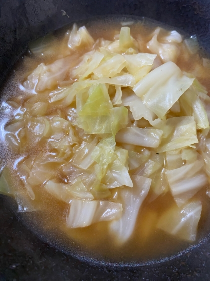 キャベツ豚骨醤油ラーメン