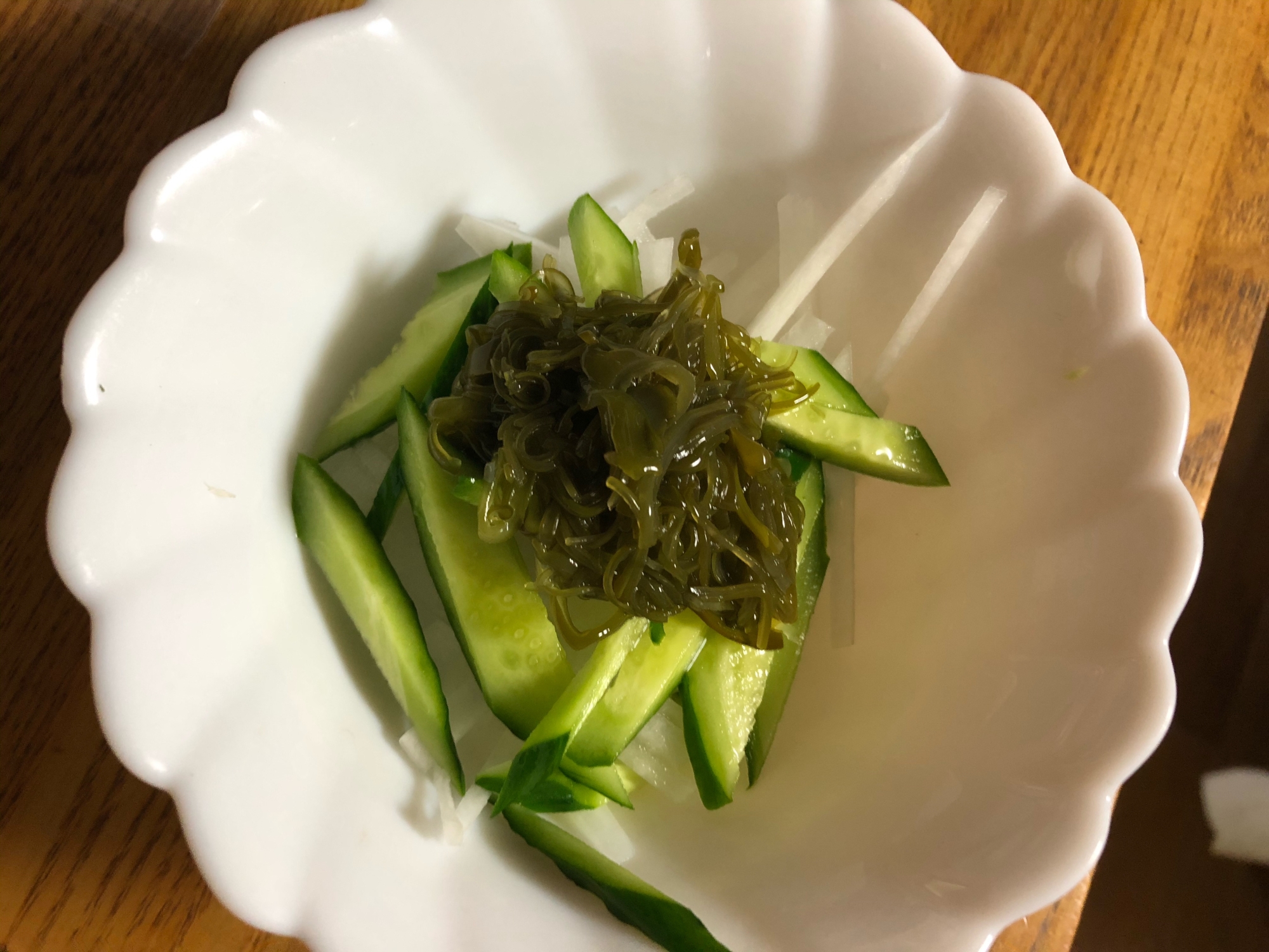 ネバネバパワーのメカブ大根サラダ！