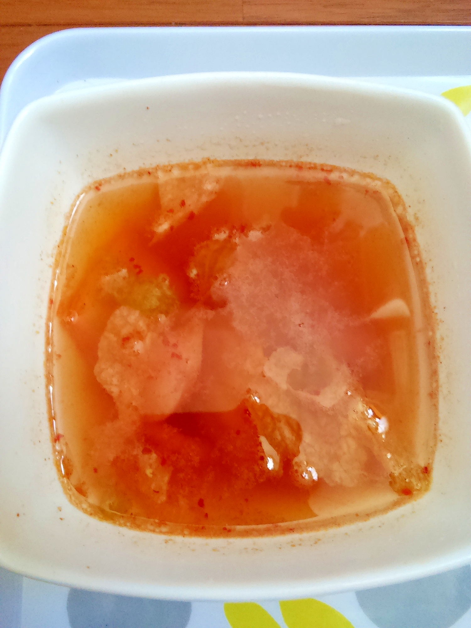 レンジで簡単☆キムチとウインナーの韓国風味スープ