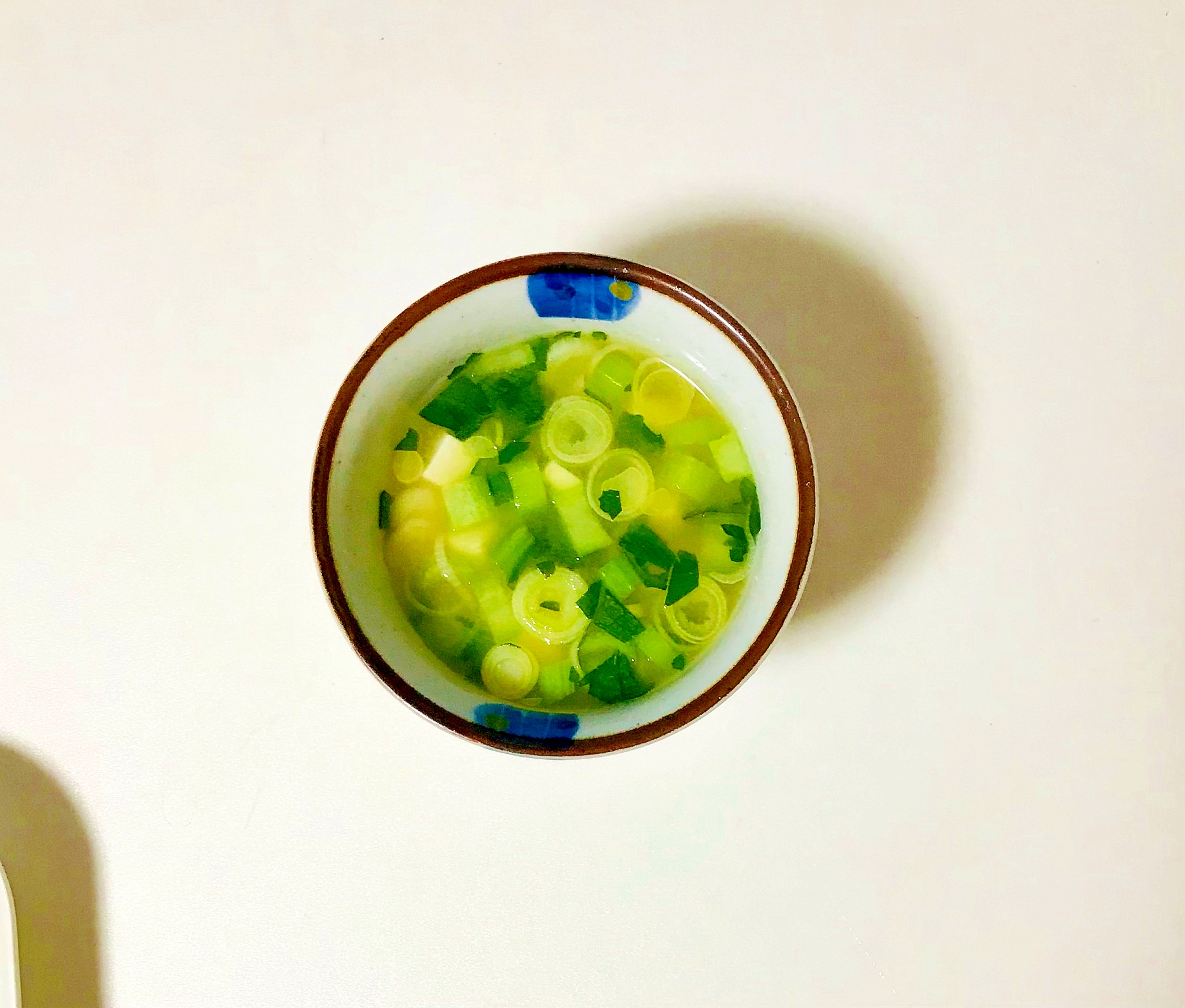 冷凍白ネギと小松菜の豆腐味噌汁