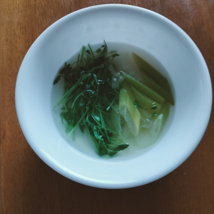 10分で直ぐできる！豆苗の中華風スープ！