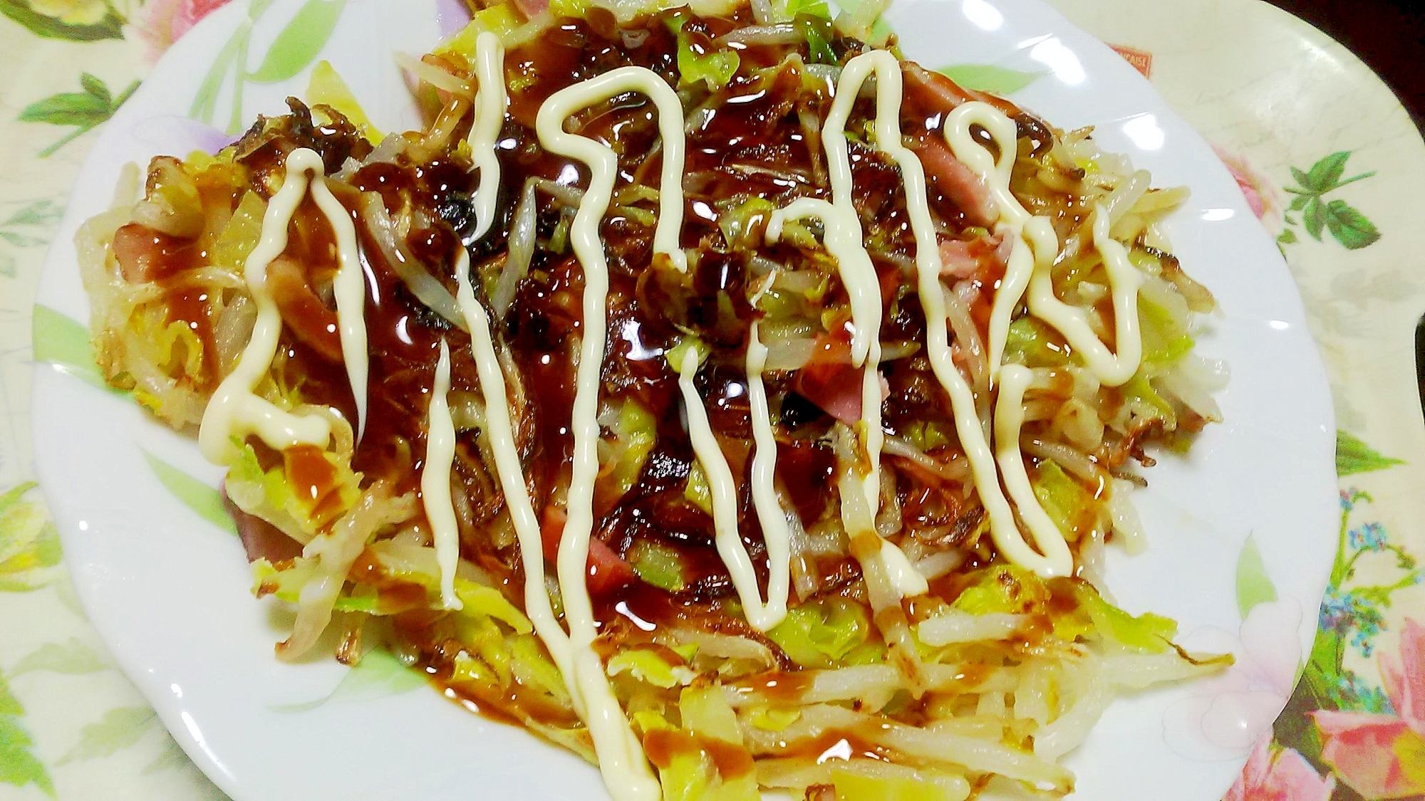 もやしとキャベツ、切り落としベーコン焼き