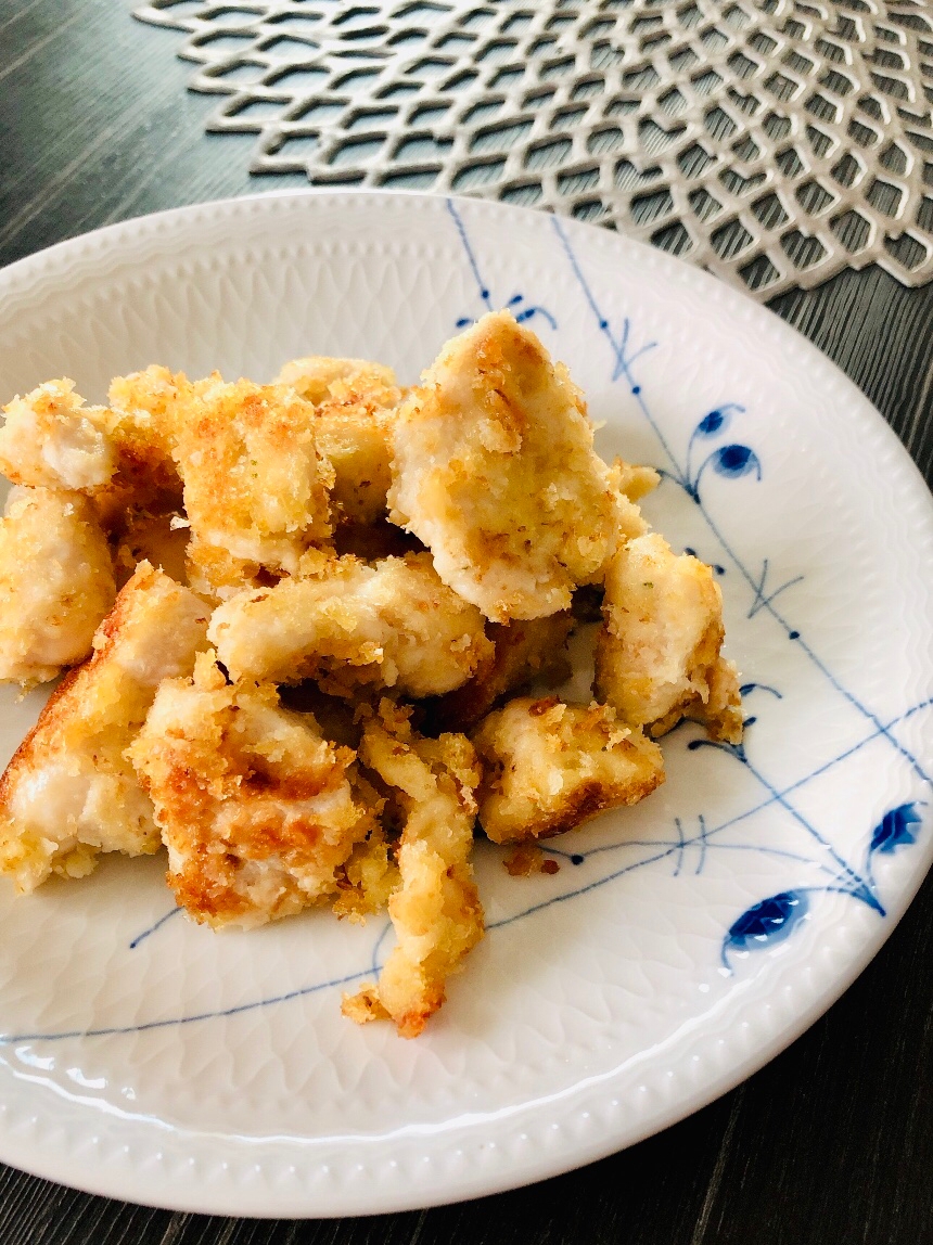 子供が喜ぶ 鶏むね肉のパクっと一口 マヨパン粉焼き レシピ 作り方 By Ma Ma Yu Mi 楽天レシピ