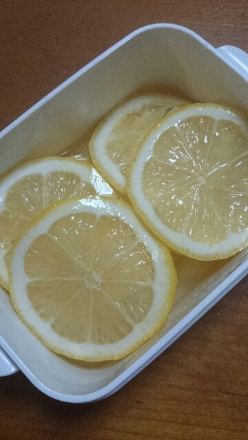 レモンのハチミツ砂糖漬け
