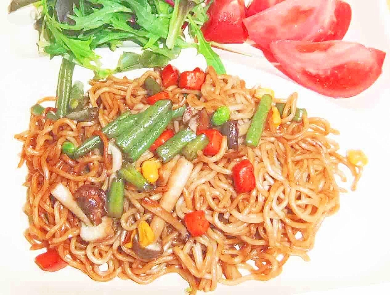 カラフルミックスベジの焼きそば
